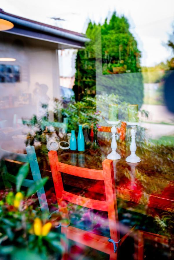Holistyczne Ujecie Acomodação com café da manhã Kobyla Exterior foto